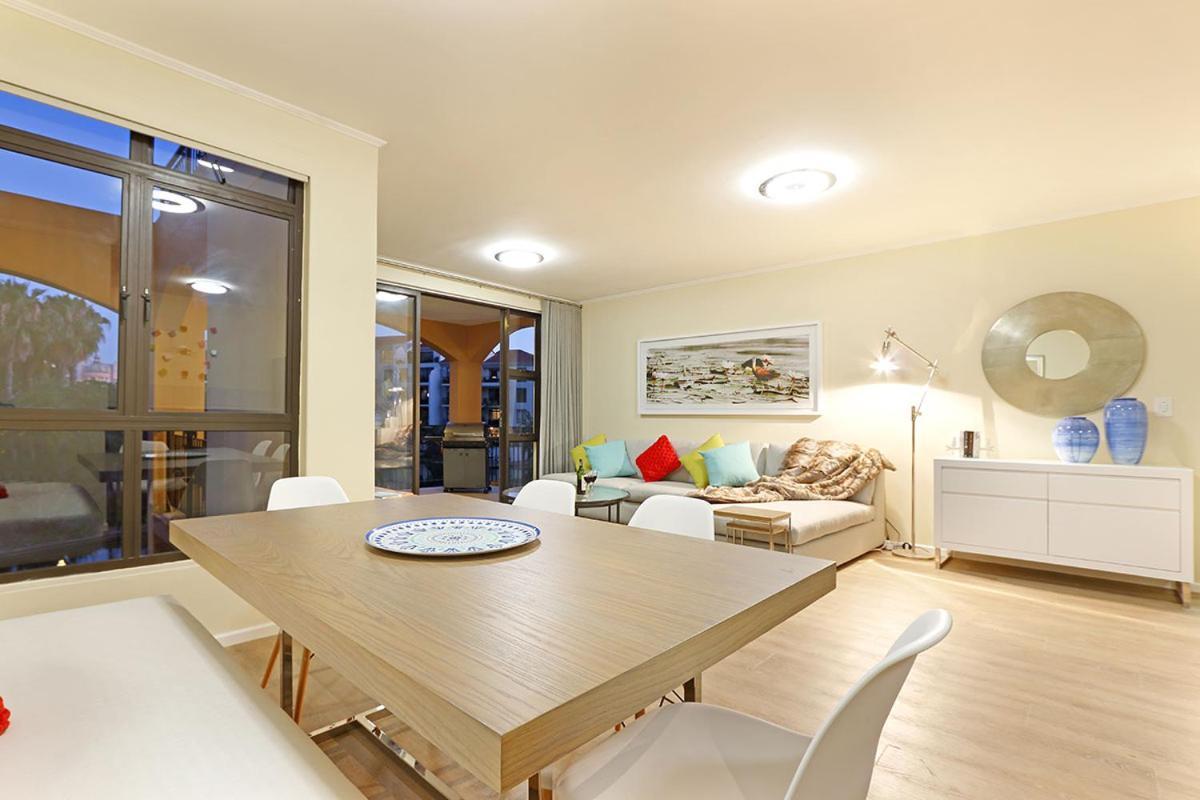 Capri 101 By Hostagents Appartement Kaapstad Buitenkant foto