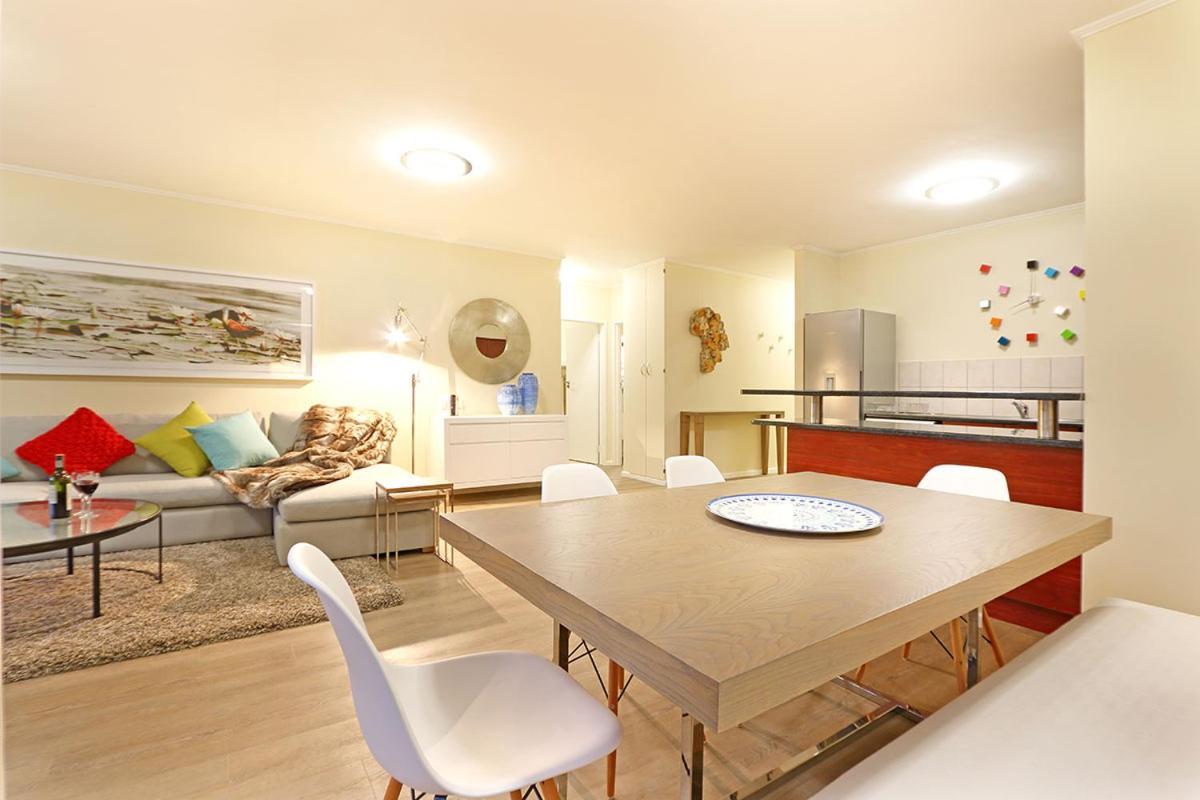 Capri 101 By Hostagents Appartement Kaapstad Buitenkant foto