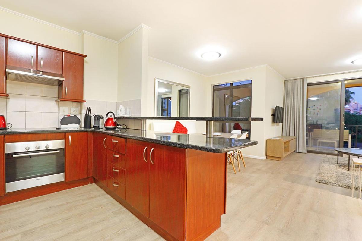 Capri 101 By Hostagents Appartement Kaapstad Buitenkant foto